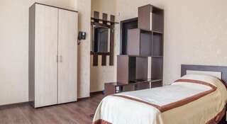 Гостиница Рай Саратов Просторный двухместный номер с 2 отдельными кроватями и мини-кухней-2